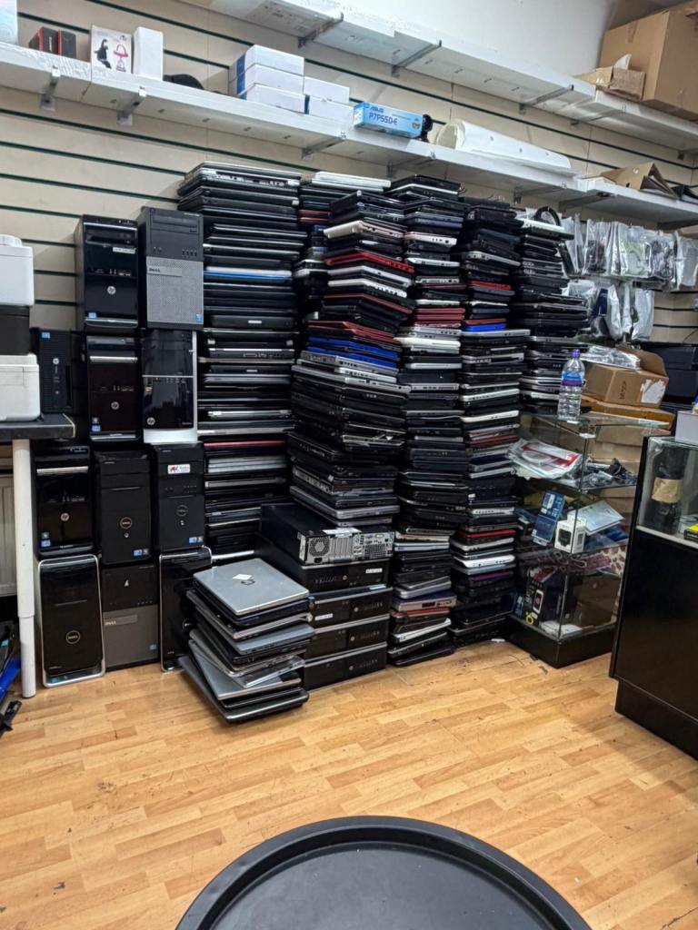 Job Lot – 500 Untested Laptops – Ideal for Repair / Parts / Resale