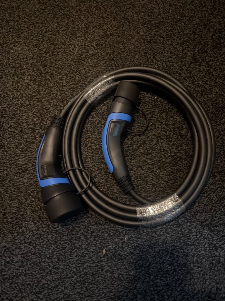 Genuine mg charge cable type two  new for all mgs and hybrid 