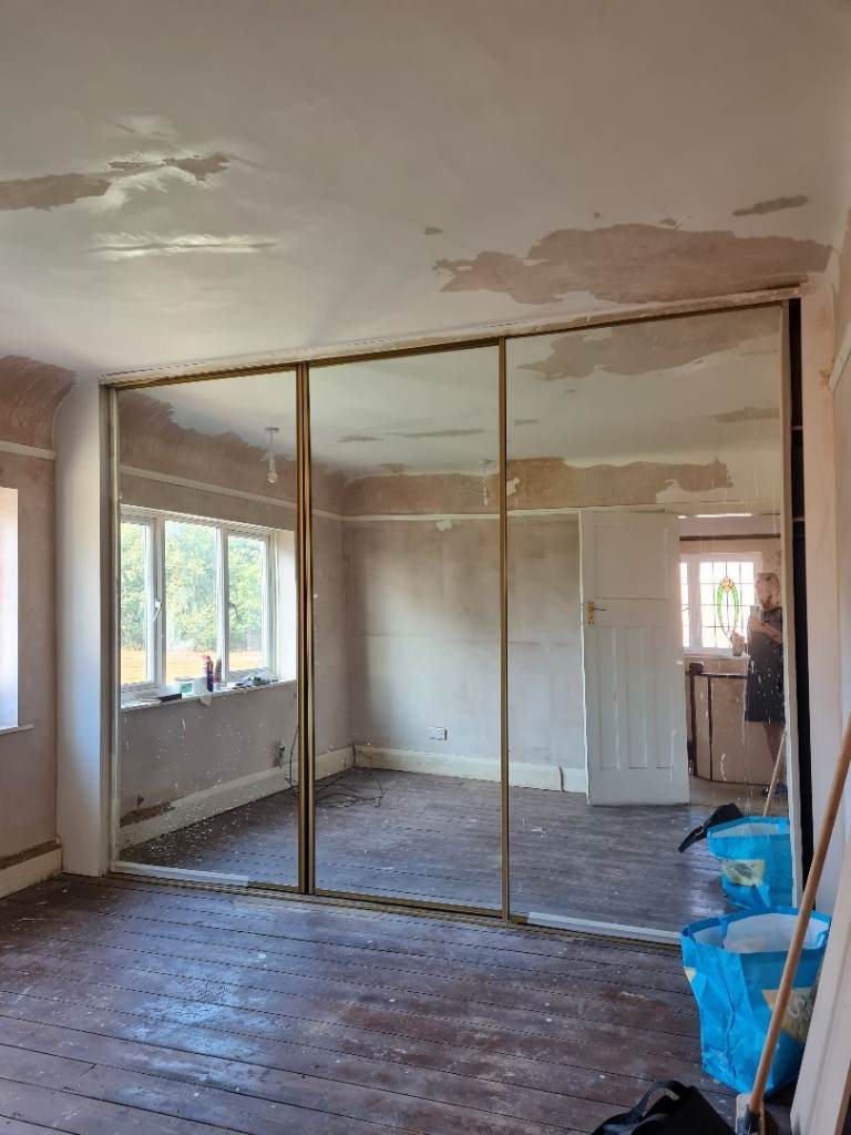 3 large sliding mirror doors