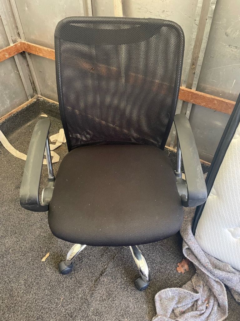 Office chair 