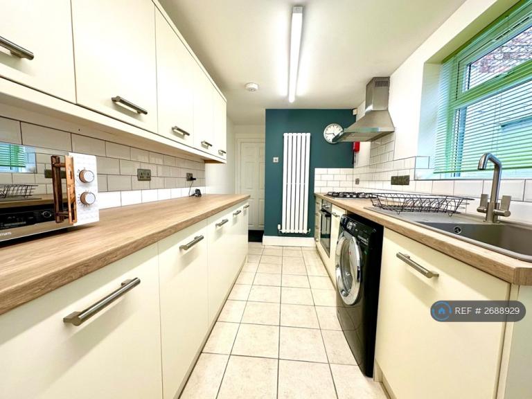 4 bedroom house in Oxford Street, Middlesbrough, TS1 (4 bed) (#2688929)