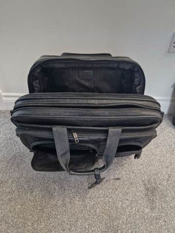 Tumi 26127DH Alpha Deluxe Weald Briefcase | in Paisley