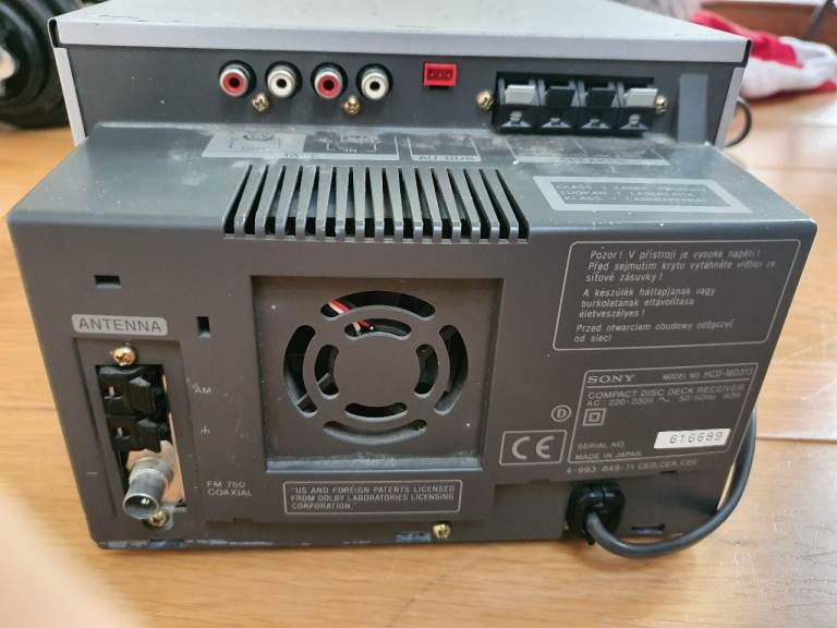 Sony md 313 hi fi stereo player spares or repair