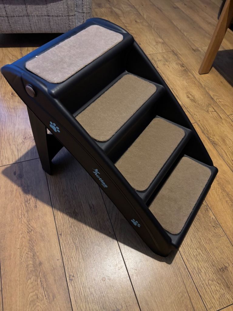 Pet Dog Stairs - NEVER USED - BRAND NEW STILL IN BOX