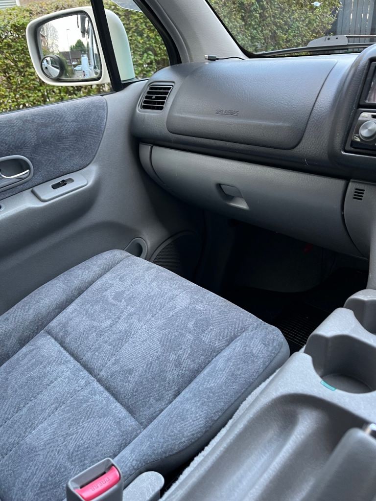 Mazda, 2000, 2490 (cc)