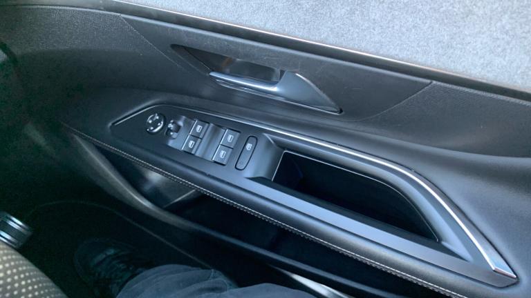 2022 Peugeot 3008 1.2 PureTech GT SUV 5dr Petrol EAT Euro 6 (s/s) (130 ps) SUV Petrol Automatic