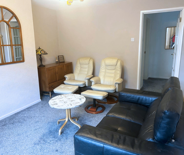2 Bed Semi House - Temporary Accommodation - Bills Included - Quiet Residential Area - Serviced