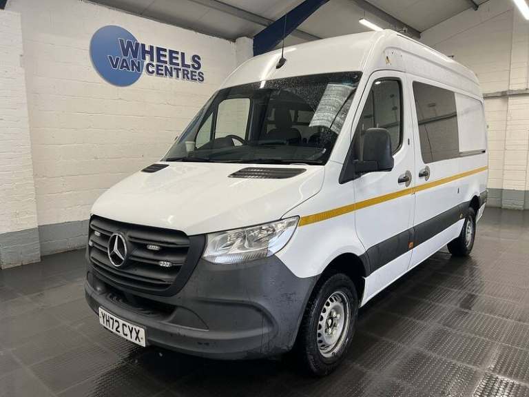 2022 Mercedes-Benz Sprinter 3.5t H2 Progressive Van PANEL VAN DIESEL Manual