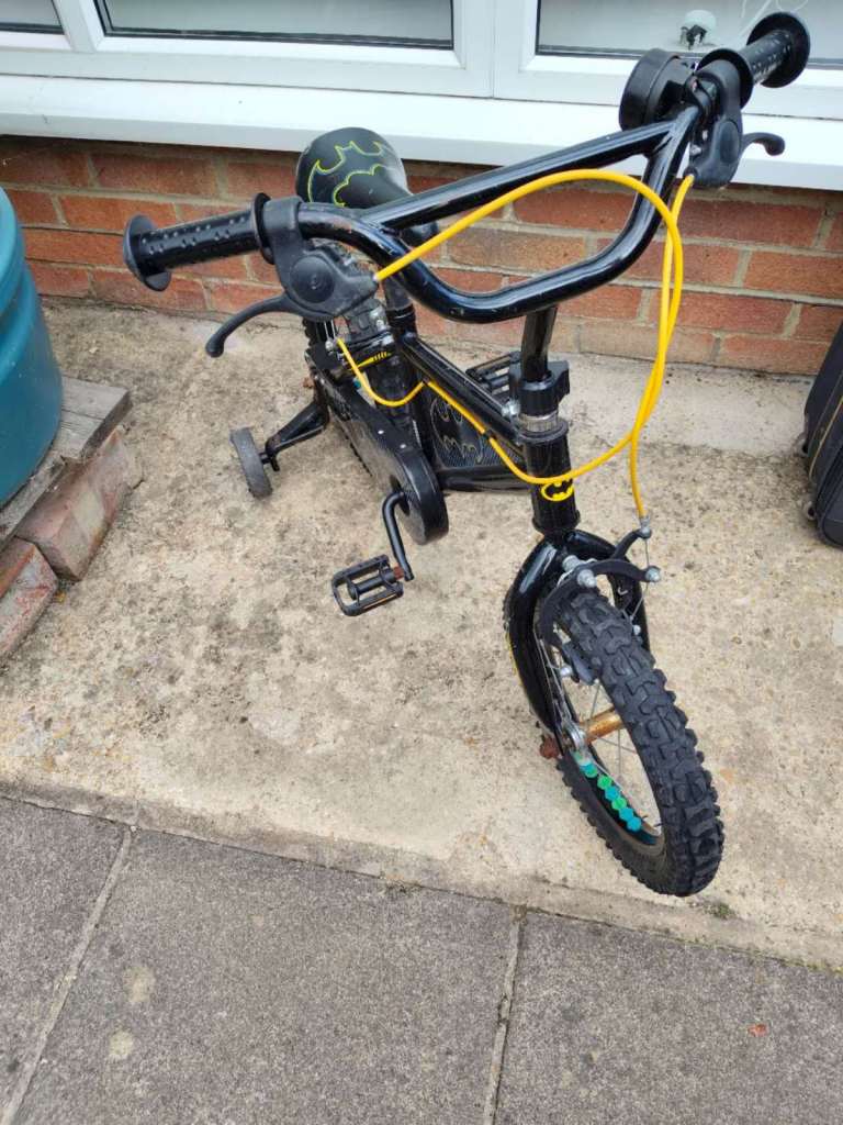 Kids Black Bike with Stabilisers - Good Condition