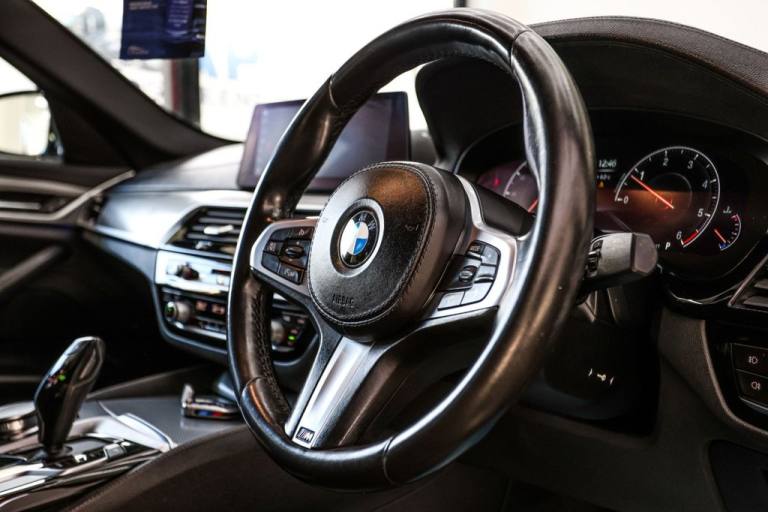 2019 BMW 5 Series 2.0 520d M Sport Saloon 4dr Diesel Auto Euro 6 (s/s) (190 ps) Saloon Diesel Aut...