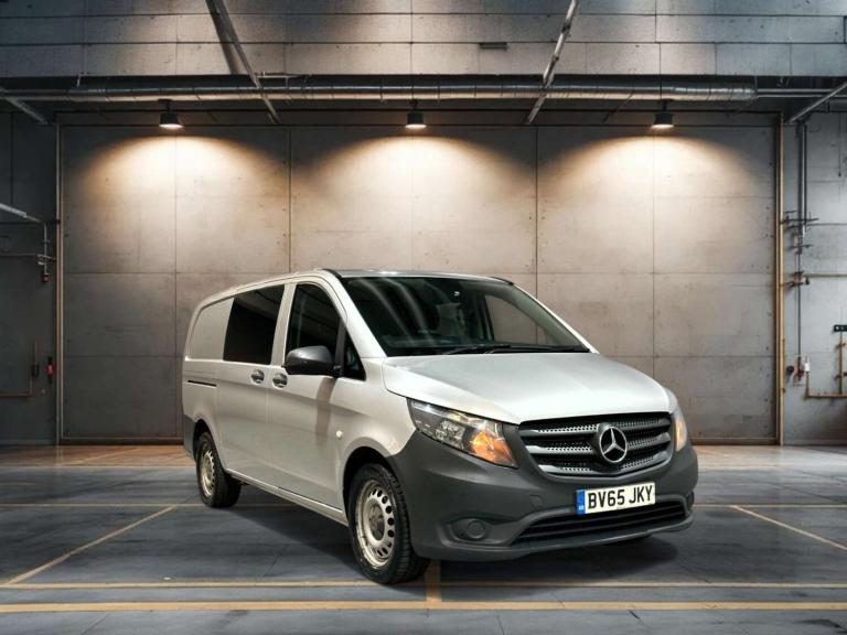 2015 Mercedes-Benz Vito 114CDI BlueTec Crew Van PANEL VAN DIESEL Automatic