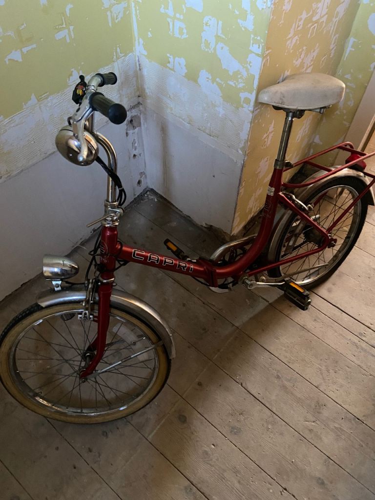 Fold down vintage bike 