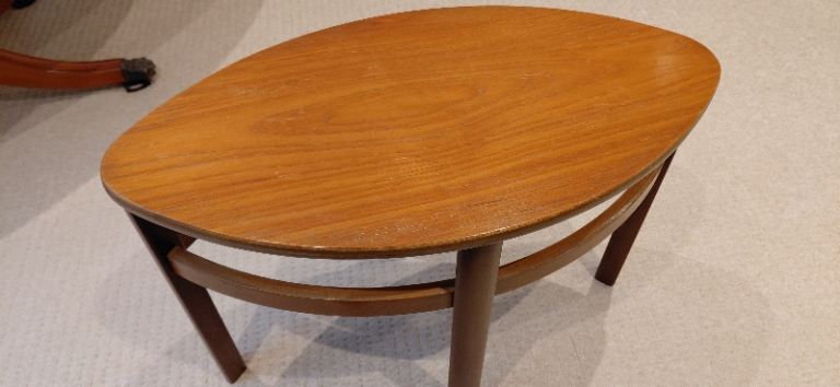 Wanted: Single leaf shaped Nathan Trinity nesting table in good condition.