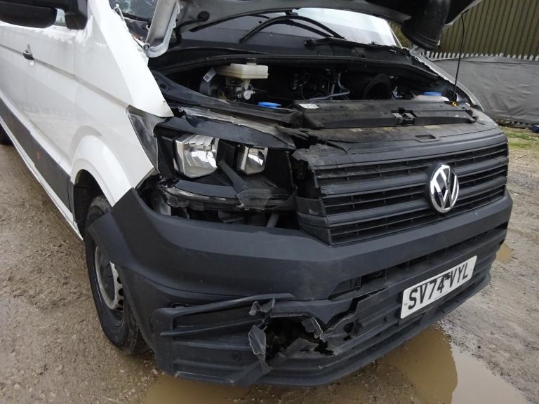 2024 74 REG VOLKSWAGEN CRAFTER CR35 COMMERCE TDI FRIDGE VAN DAMAGED SALVAGE