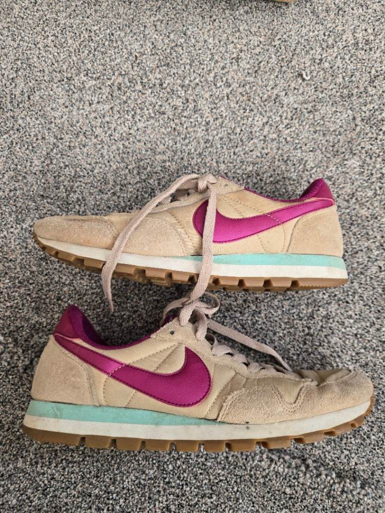 V RARE 2013 NIKE AIR PEGASUS UK 6 mens trainers used