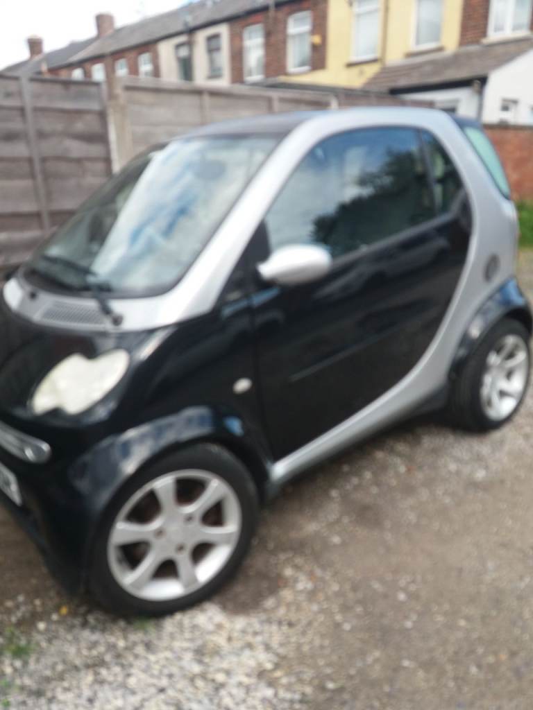 Smart, CITY-COUPE, Coupe, 2003, Semi-Auto, 698 (cc 2 doors excellent condition in and out mot n tax