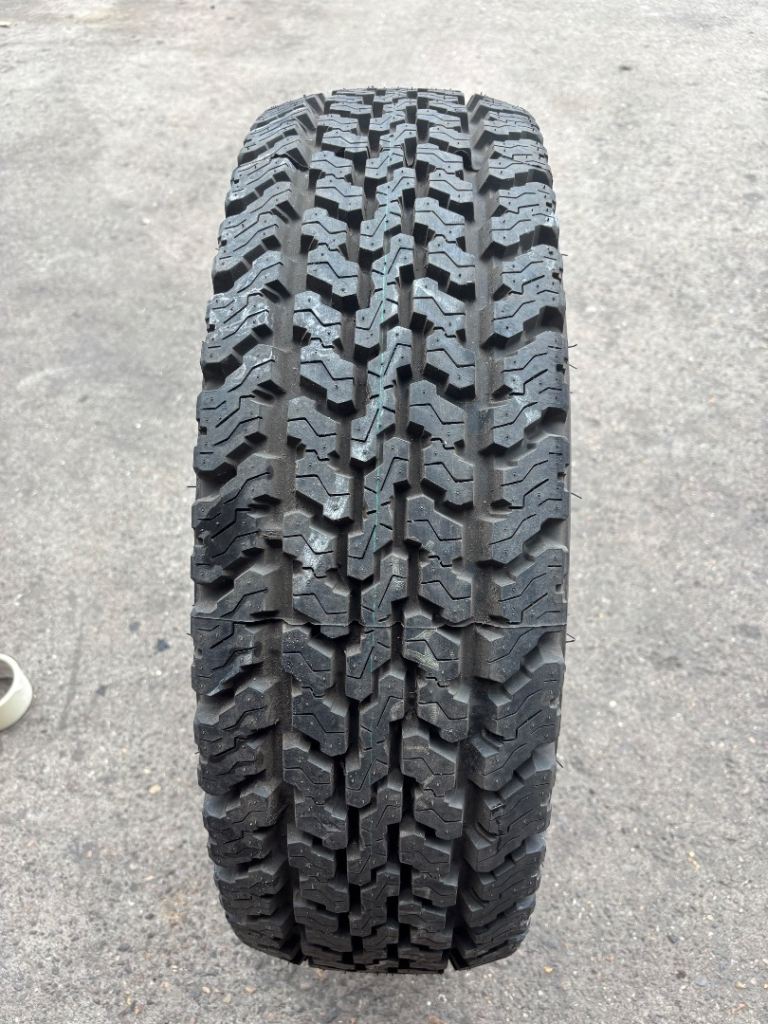 X1 30x9.50 R15 Falken-RV Landir/AT 10mm