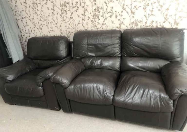 leather sofa black