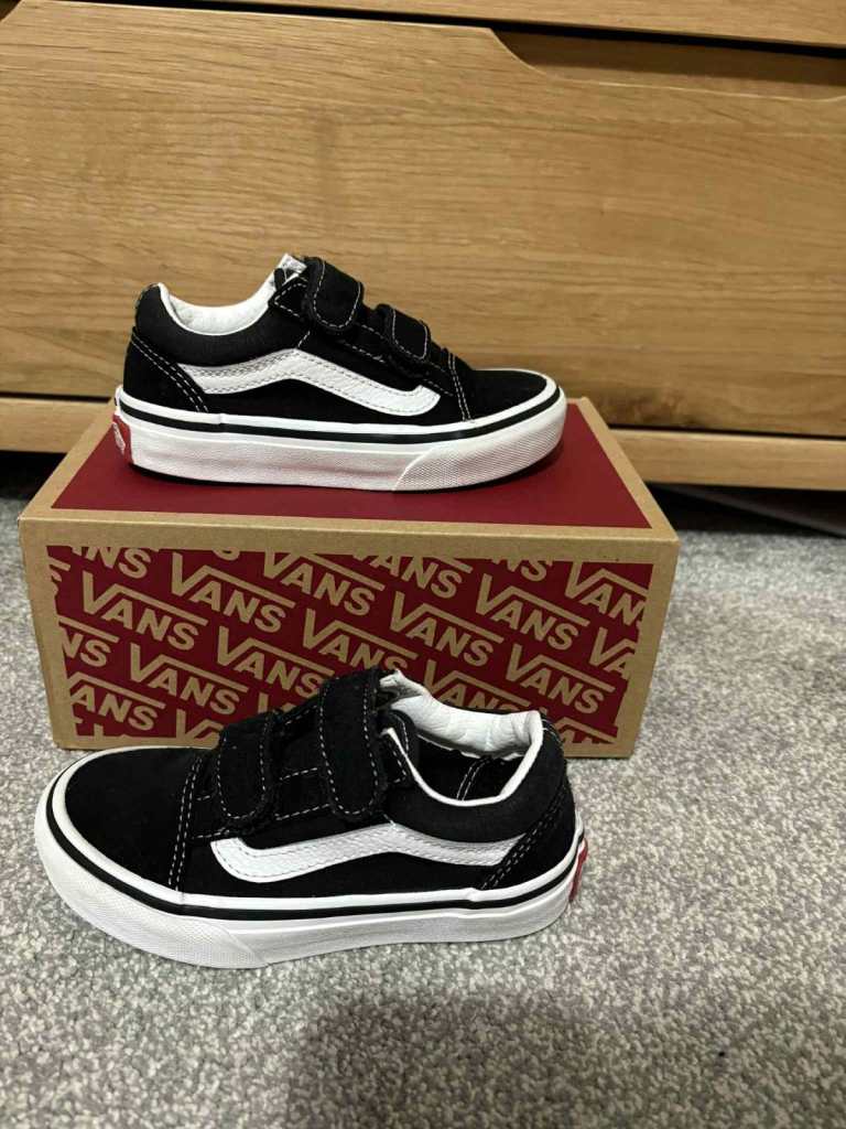 Toddler size 10 Vans