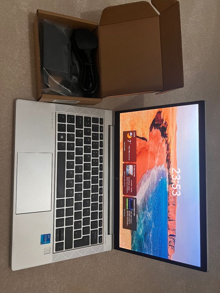 HP EliteBook 830 G8 i5 11th Gen 8GB 256GB SSD Windows 11 Pro Laptop