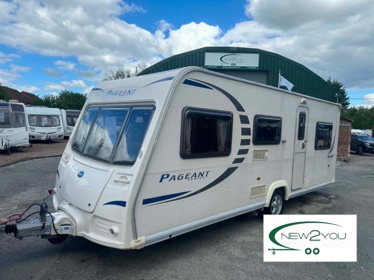 2008 Bailey Pageant Bretagne 6 berth TRIPLE BUNKS Caravan - STOCK H084