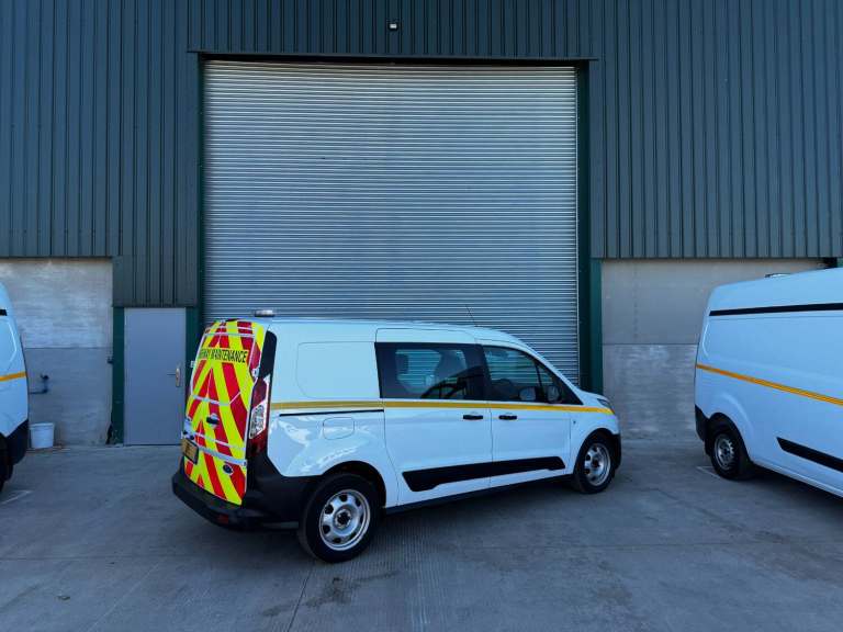 2022 Ford Transit Connect 1.5 EcoBlue 100ps Leader Factory D/Cab Van Crew Van Diesel Manual