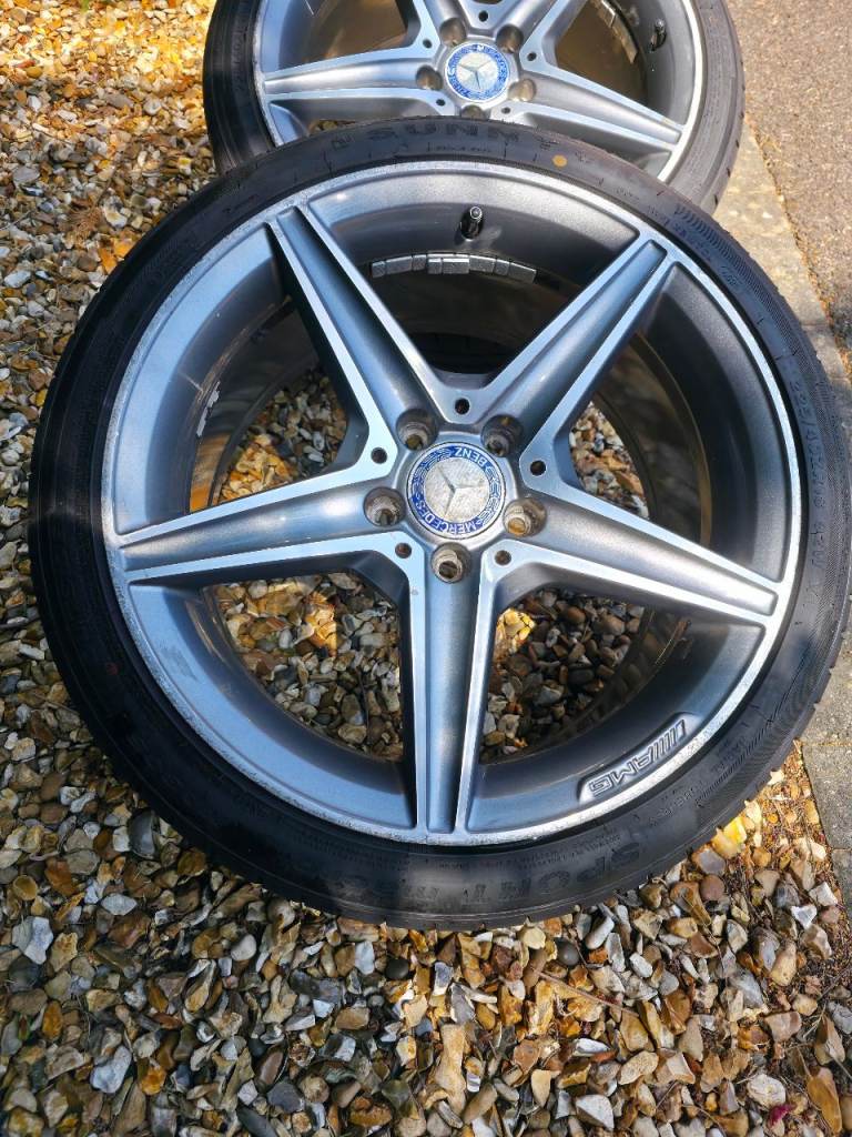  18” AMG Alloy Wheels + Brand New Tyres + Spare – Mercedes C-Class Fitment