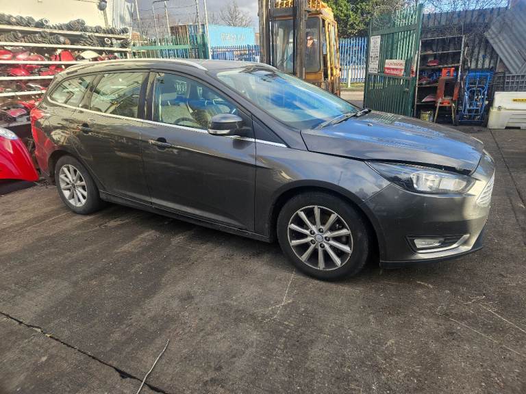 Breaking for parts only focus 1.6 petrol automatic 15 plate mk3