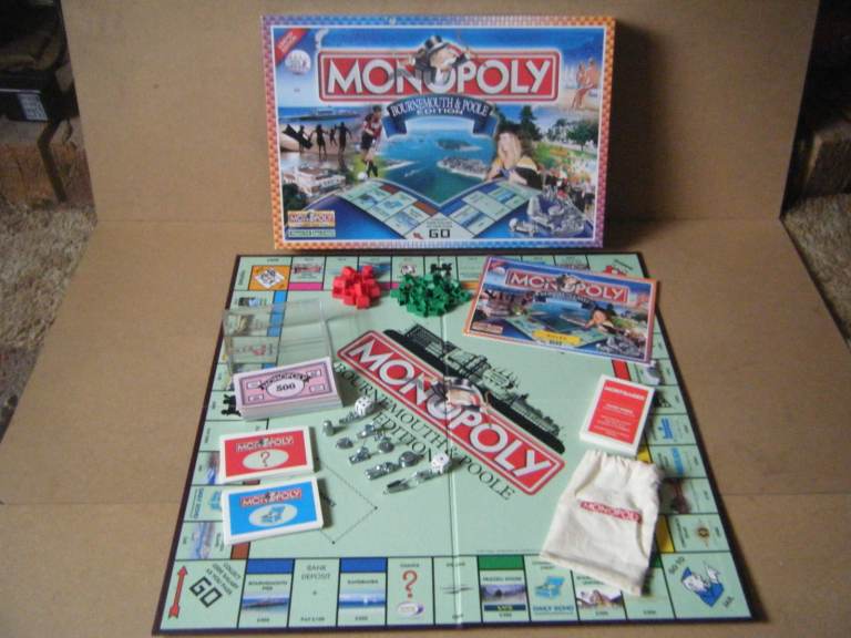 Monopoly BOURNEMOUTH & POOLE, Ltd Edition board game By Hasbro 2007. Complete.
