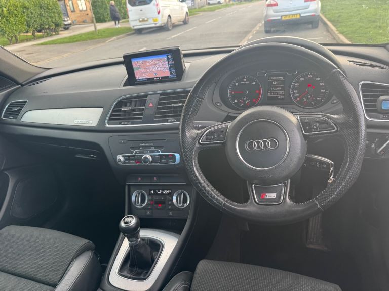 Audi, Q3, Estate, 2014, Manual, 1968 (cc), 5 doors