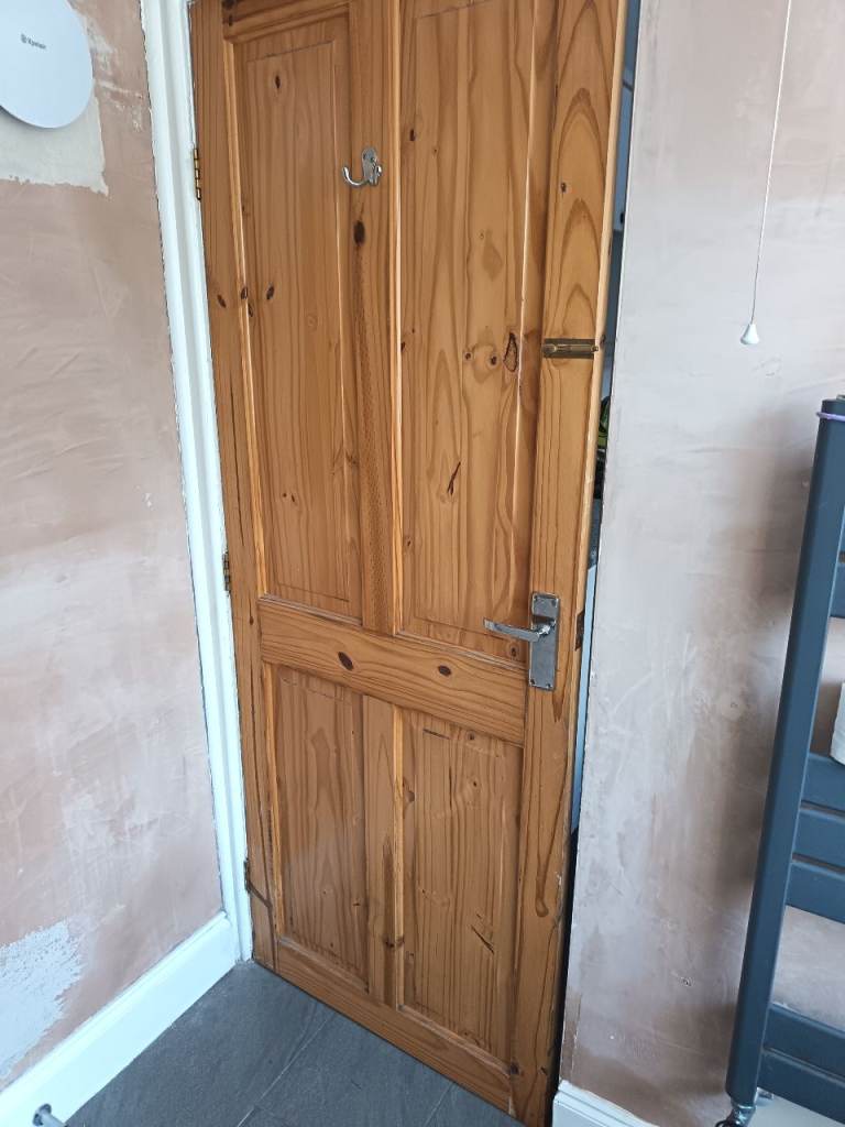 4 internal doors