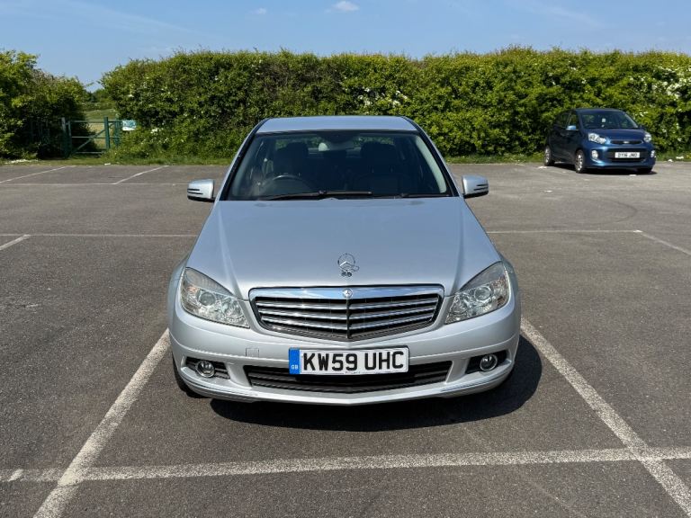2010 Mercedes-Benz C Class C180 CGI Elegance Saloon 4dr Petrol Auto Full Leather