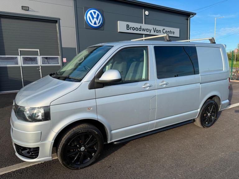 2013 VOLKSWAGEN TRANSPORTER T5.1 TDI 180 6 SPEED 5 SEAT KOMBI HIGHLINE SWB IN