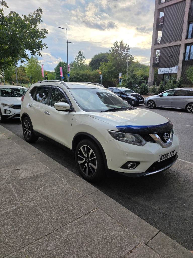 Nissan, X-TRAIL, Estate, 2016, Manual, 1598 (cc), 5 doors