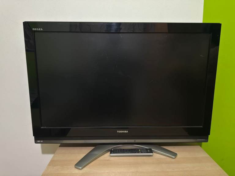 Toshiba Regza 37X3030D 37inch 1080p Full HD Fully working condition
