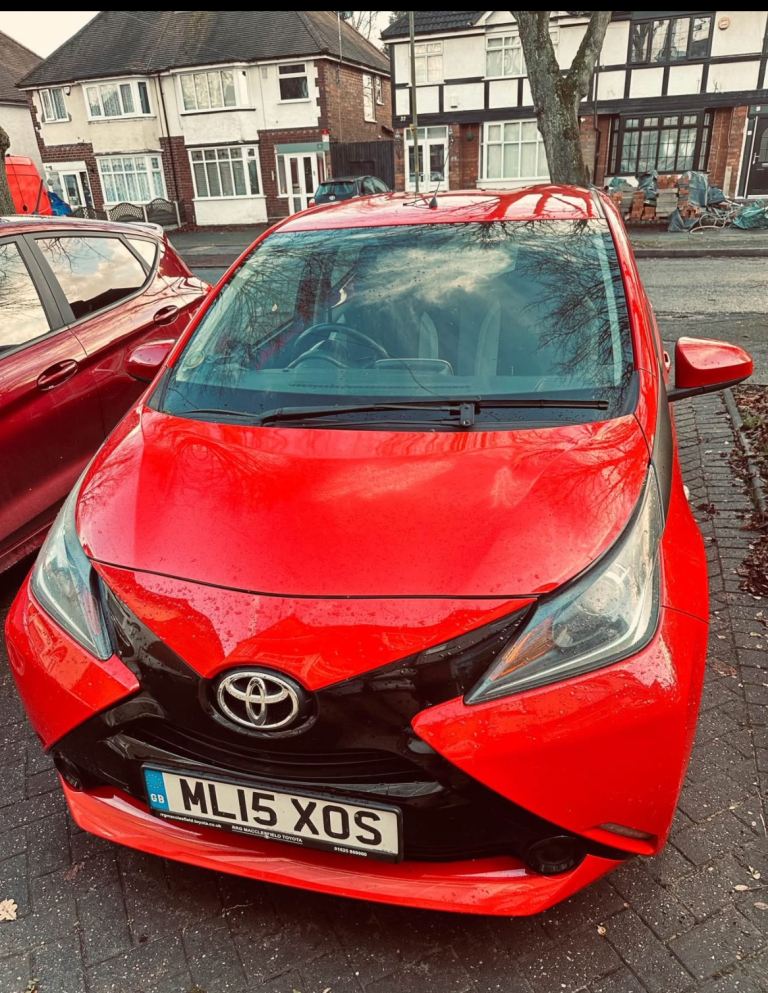 Toyota, AYGO, Hatchback, 2015, Manual, 998 (cc), 5 doors