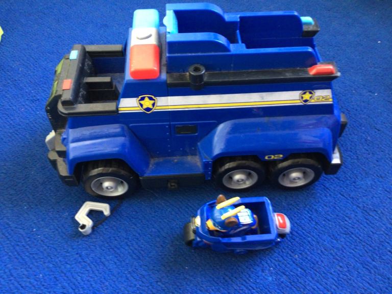 Paw Patrol Mega Vehicle and motorbike