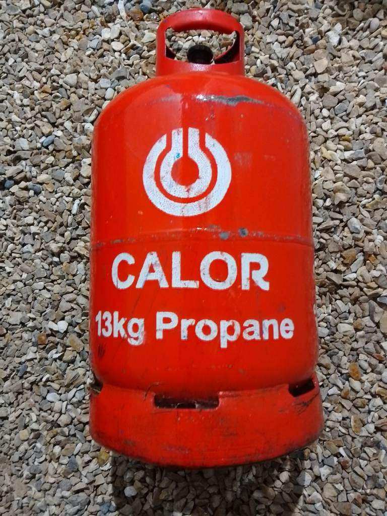 Calor Gas Bottle ideal for Motorhome Campervan Caravan BBQ etc etc Bargain only £10 Collect Bideford