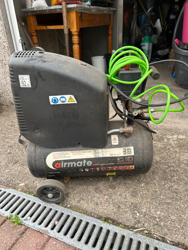 Airmate Air Compressor with Hose – Fair Condition