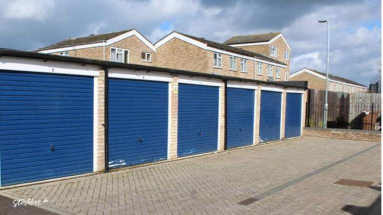 Garage to rent in Redhill (RH1) | Stashbee