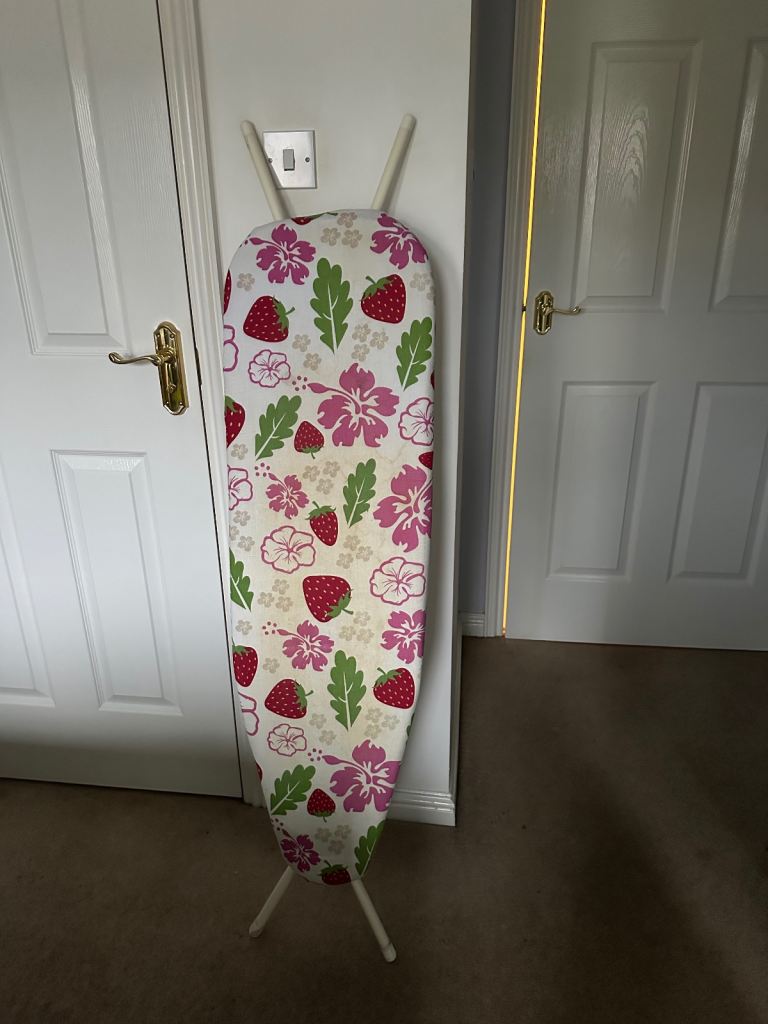 Free Standard Ironing Board