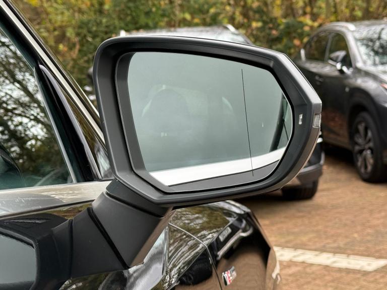 2024 Audi Q3 2.0 TFSI 40 S line SUV 5dr Petrol S Tronic quattro Euro 6 (s/s) (190 ps) ESTATE Petr...