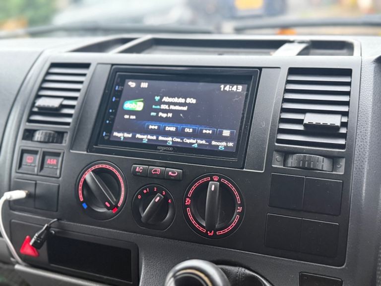 Volkswagen, TRANSPORTER SHUTTLE, Minibus, 2005, Manual, 2460 (cc)