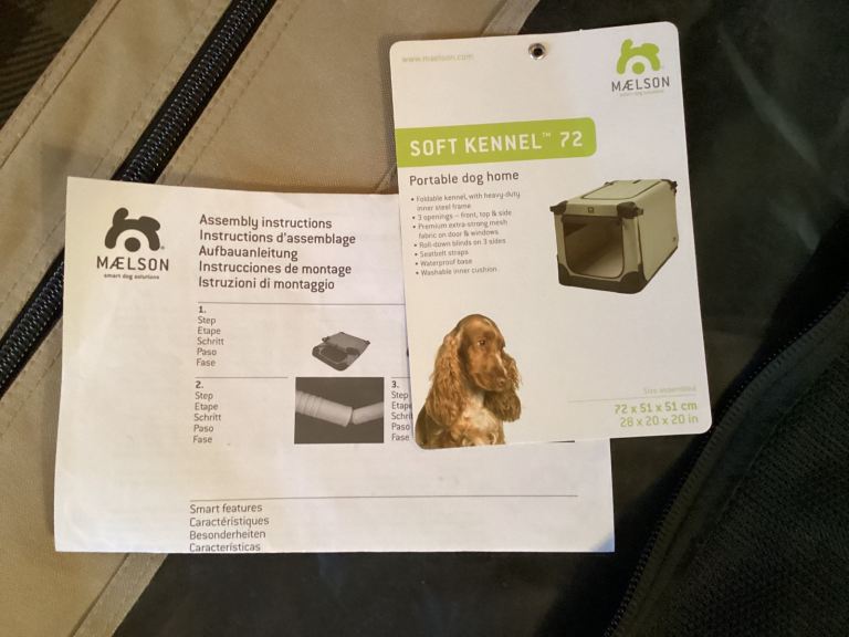 Soft collapsible pet crate