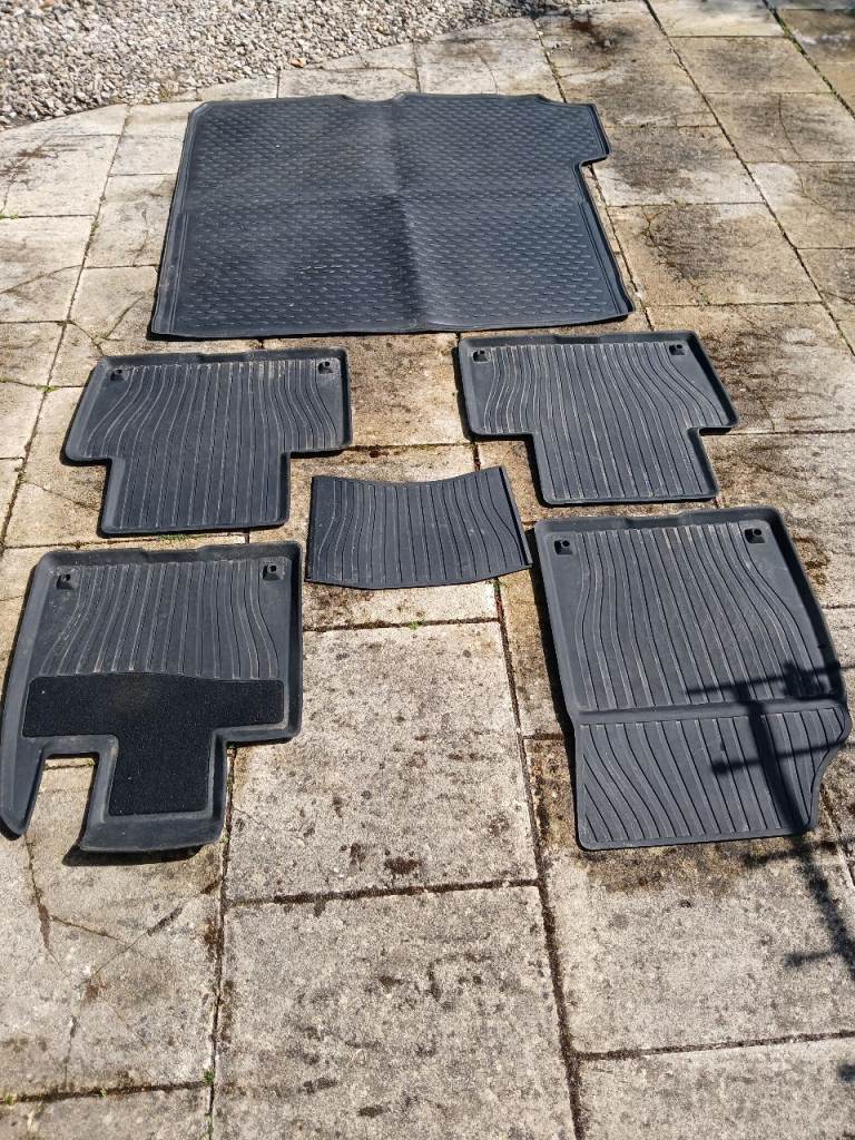 Volvo XC90 rubber mats