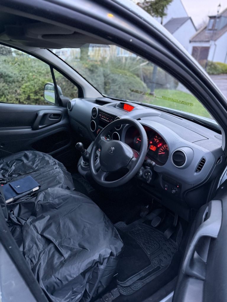 Peugeot, PARTNER, Panel Van, 2017, Manual, 1560 (cc)