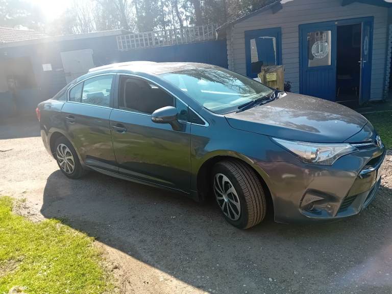 Toyota, AVENSIS, Saloon, 2016, Manual, 1598 (cc), 4 doors