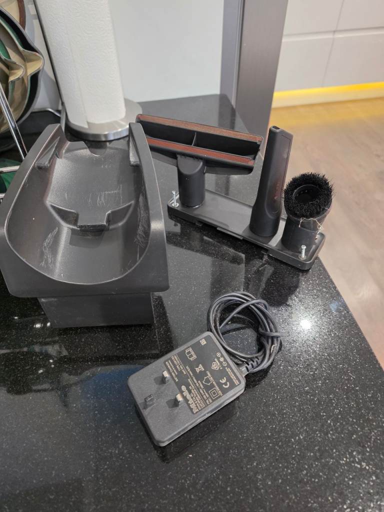 Miele Triflex HX2 Cat & Dog Cordless Vacuum – Good Condition