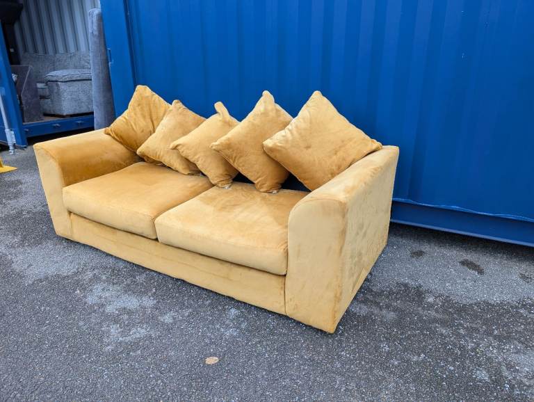 2 Seater Plush Velvet Sofa Cleaned Delivery Available 
