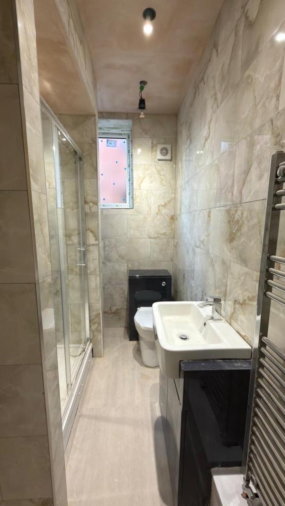 Modern 1 Bedroom Flat – Please Read Full Advert Before Enquiring